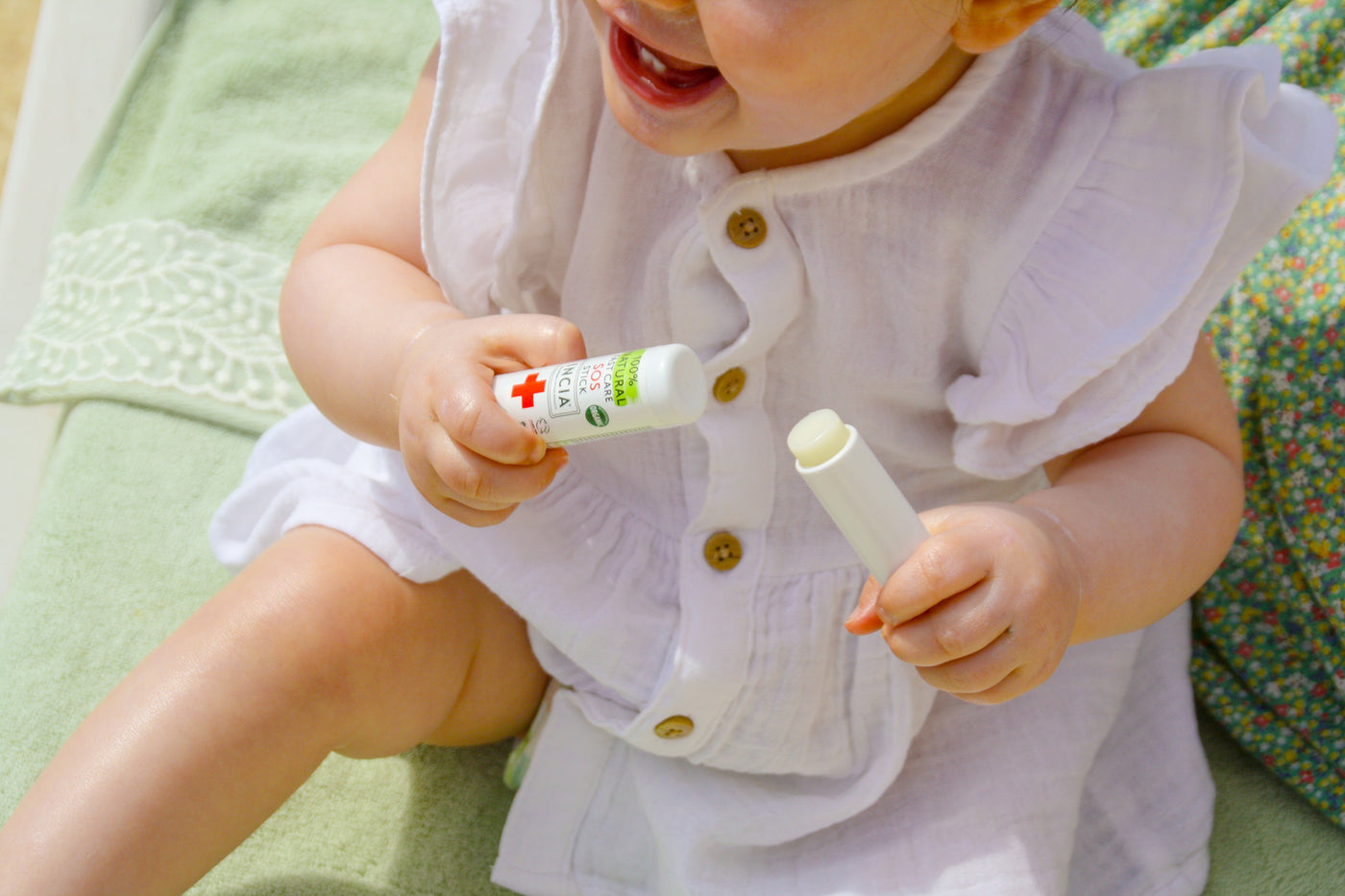 How to Use the INCIA SOS Stick Effectively Your Guide to Effective Skin Relief Products